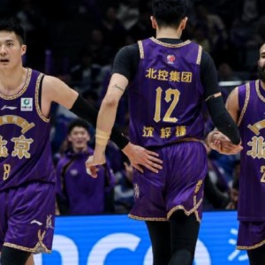 博万体育官方入口-媒体人：北控边缘化张帆孟子凯自断一臂，现状让人可惜和痛心